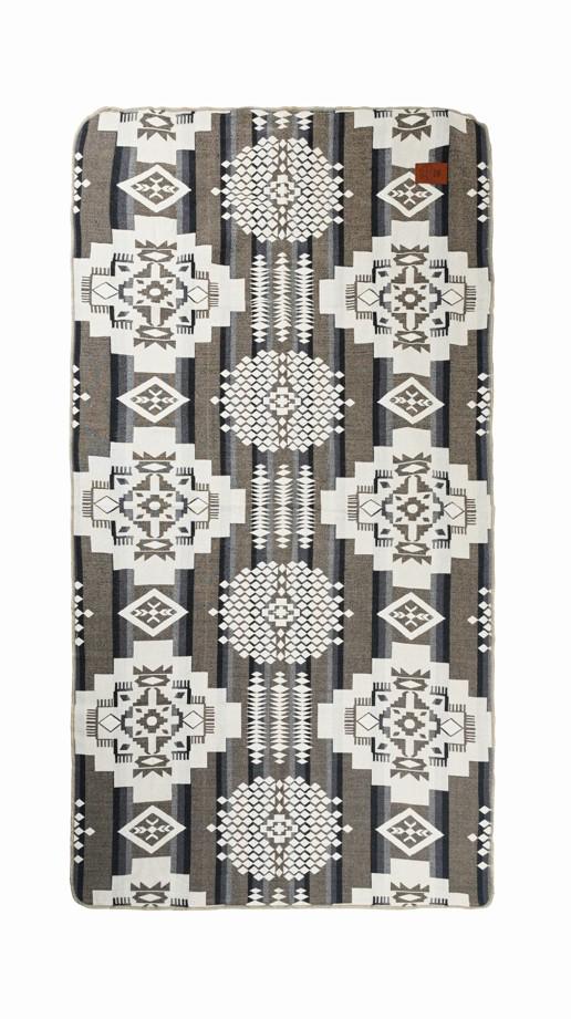 Travel Double-Sided Geometrical Pattern Blanket l Throw Blanket | Southwest Artisan Style