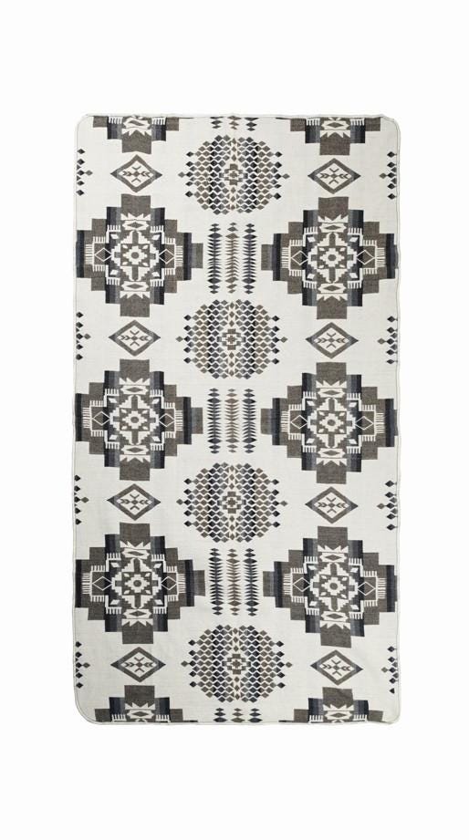 Travel Double-Sided Geometrical Pattern Blanket l Throw Blanket | Southwest Artisan Style