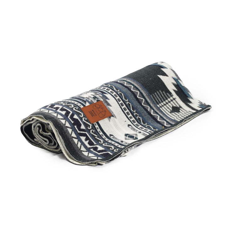 Travel Double-Sided Geometrical Pattern Blanket l Throw Blanket | Southwest Artisan Style