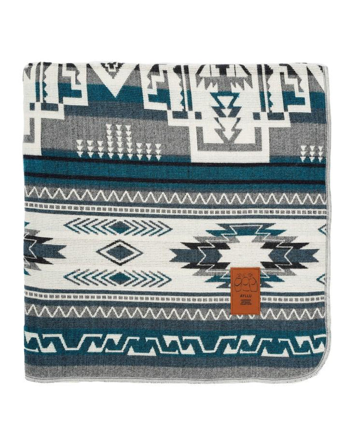 Travel Double-Sided Geometrical Pattern Blanket l Throw Blanket | Southwest Artisan Style